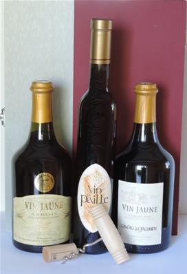 Coffret avec 3 vins du Jura et un tire-bouchon bois