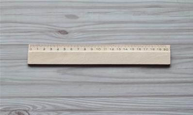 Régle 20 cm en bois d'hêtre