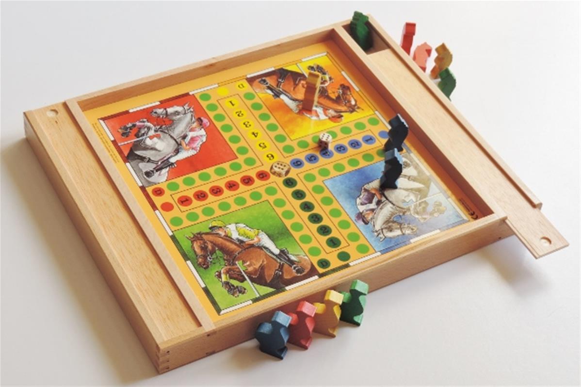 LE JEU DES PETITS CHEVAUX